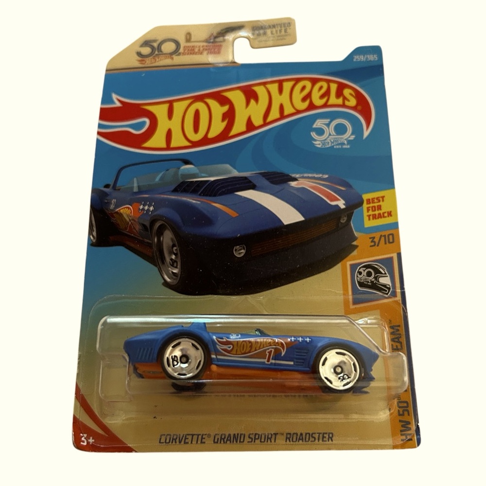 2018 Hot Wheels Corvette Grand Sport Roadster 259/365 HW 50 Race Team - 1:64 NIP